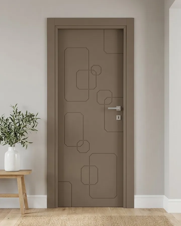 LAC-16, porta laccata