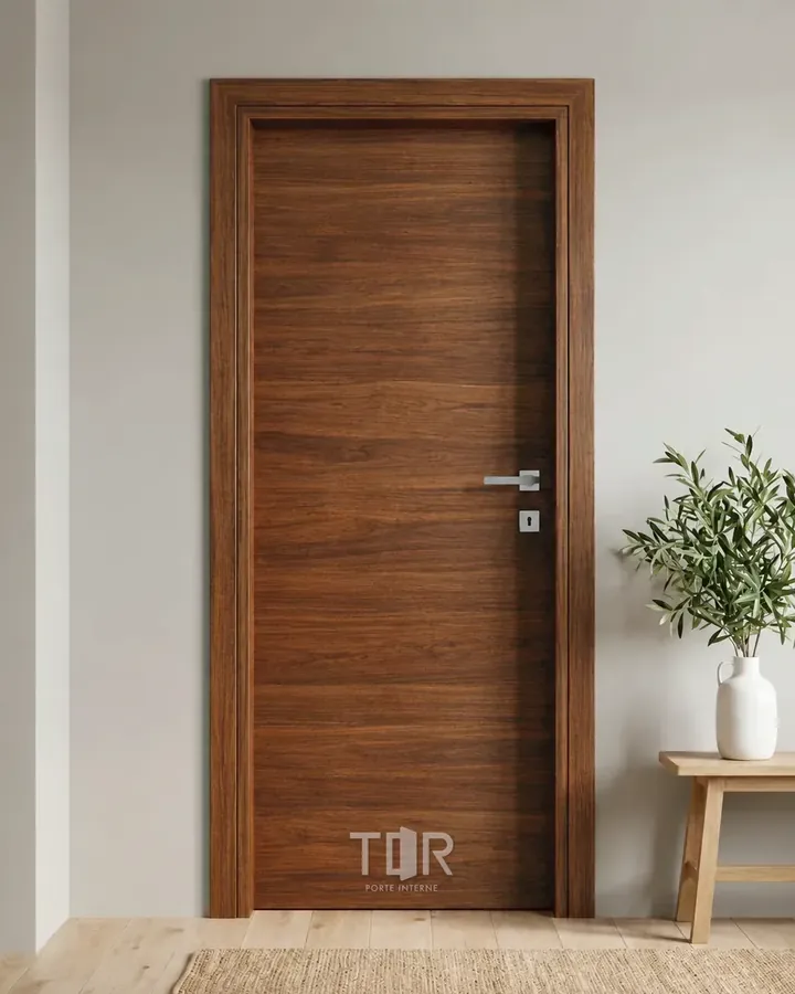 Porta interna laminata TOR-01 in Noce Naz