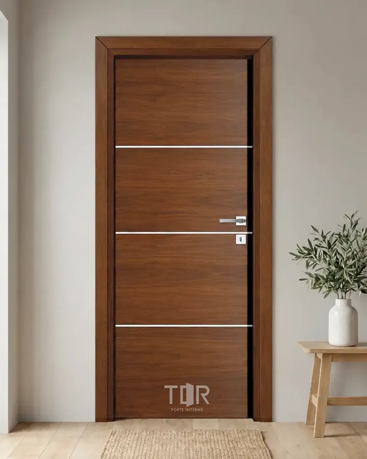 Porta interna laminata TOR-50 in Noce Naz