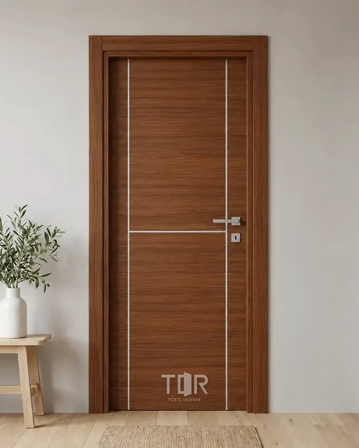 Porta interna laminata TOR-67 in Noce Naz