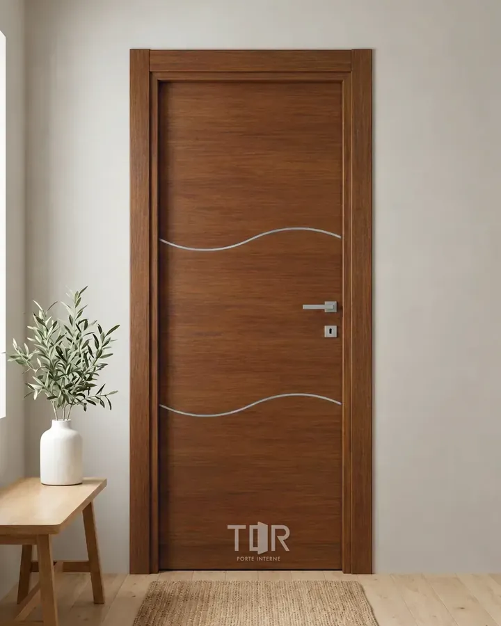 Porta interna laminata TOR-85 in Noce Naz